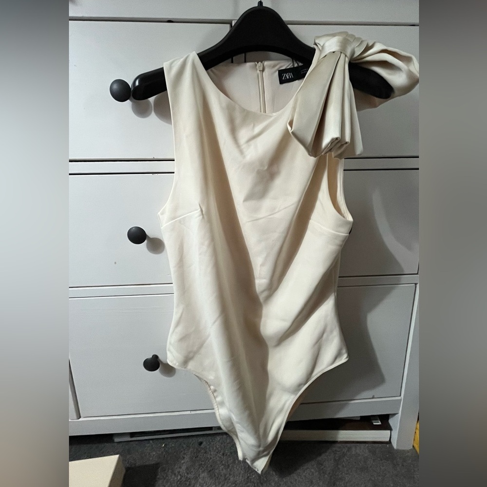 Zara Cream Bow Detail Bodysuit